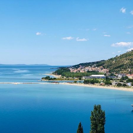 Holiday House Almissa Omis Bagian luar foto