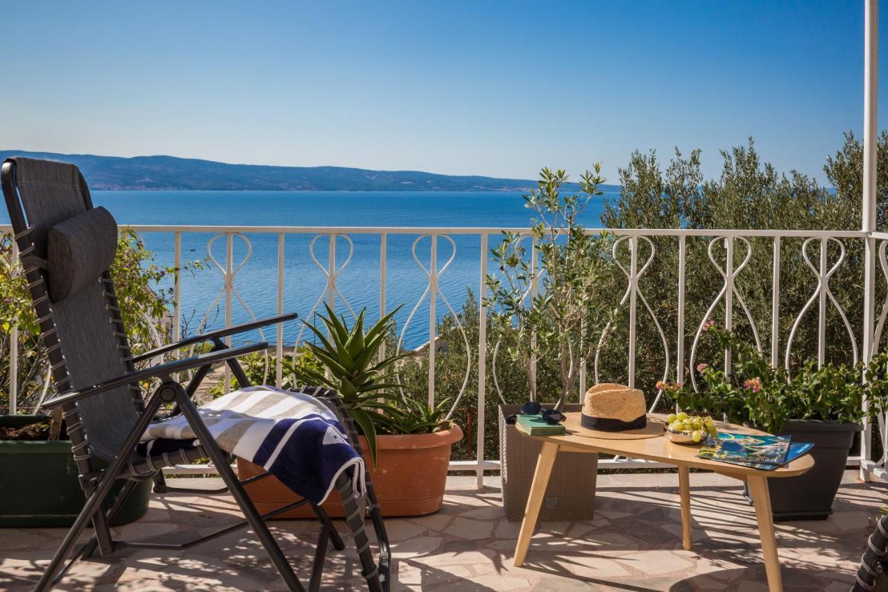 Holiday House Almissa Omis Bagian luar foto