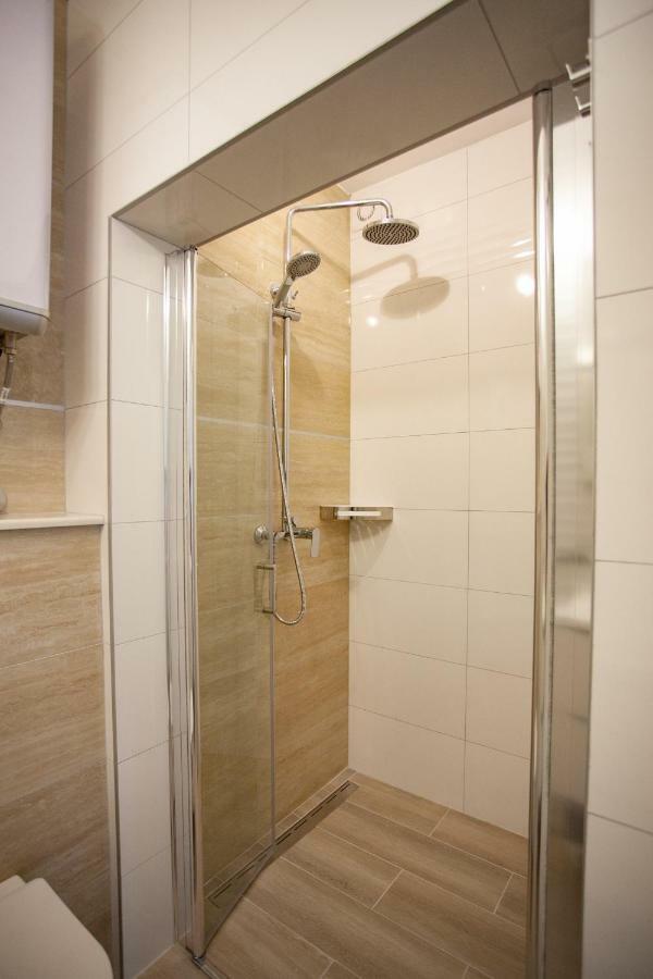 Holiday House Almissa Omis Bagian luar foto